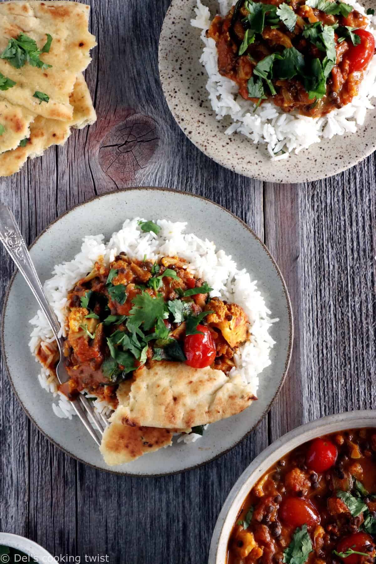 Curry de chou-fleur et lentilles au lait de coco Curry de chou-fleur et lentilles au lait de coco