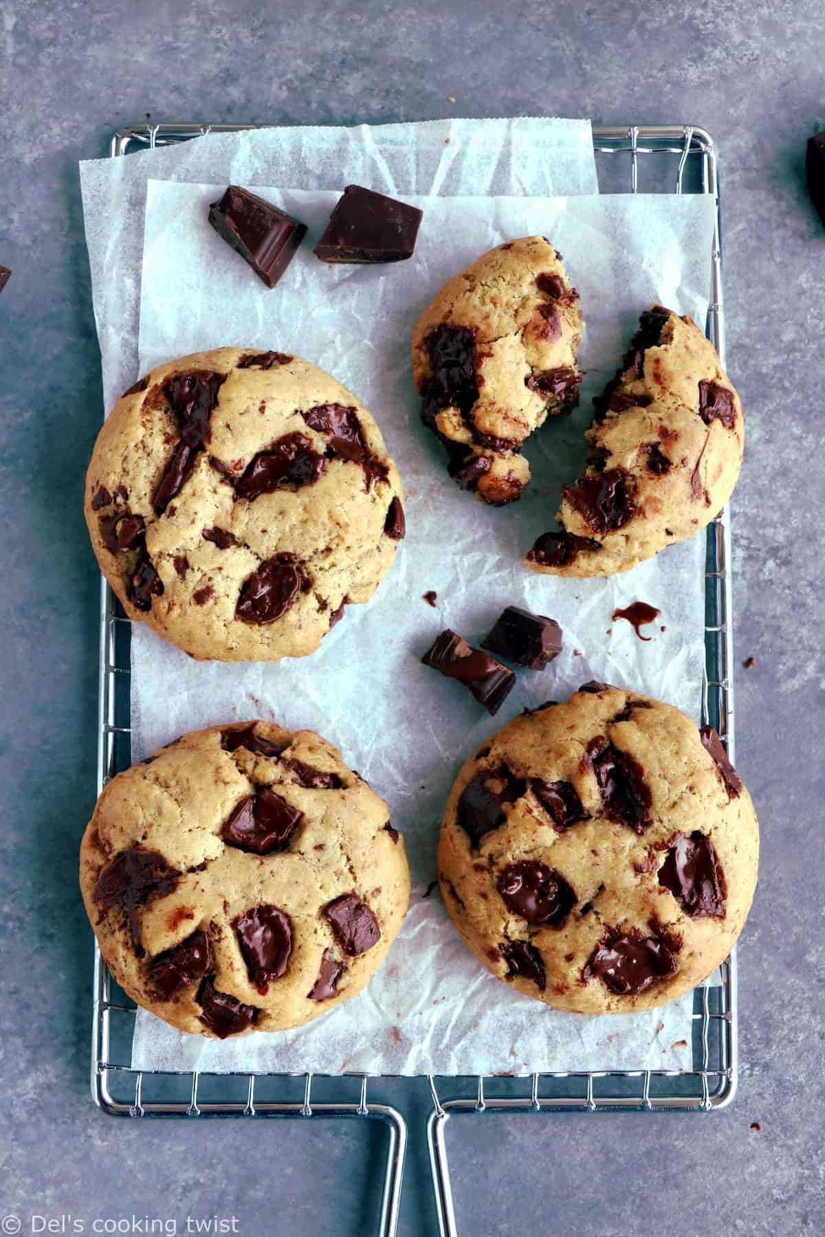 Perfect Vegan Chocolate Chip Cookies