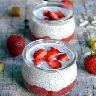 Rhubarb Strawberry Chia Pudding