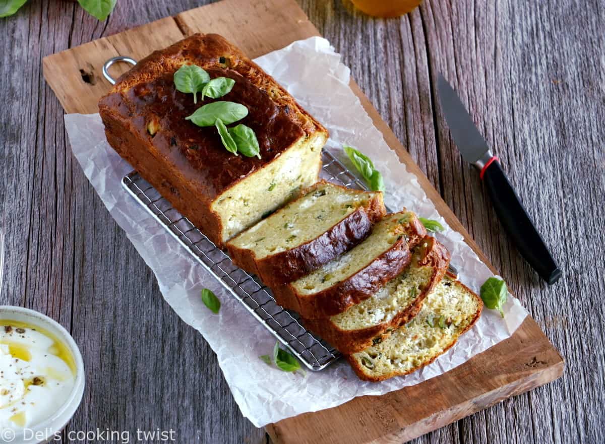 Cake aux courgettes, chèvre frais et basilic