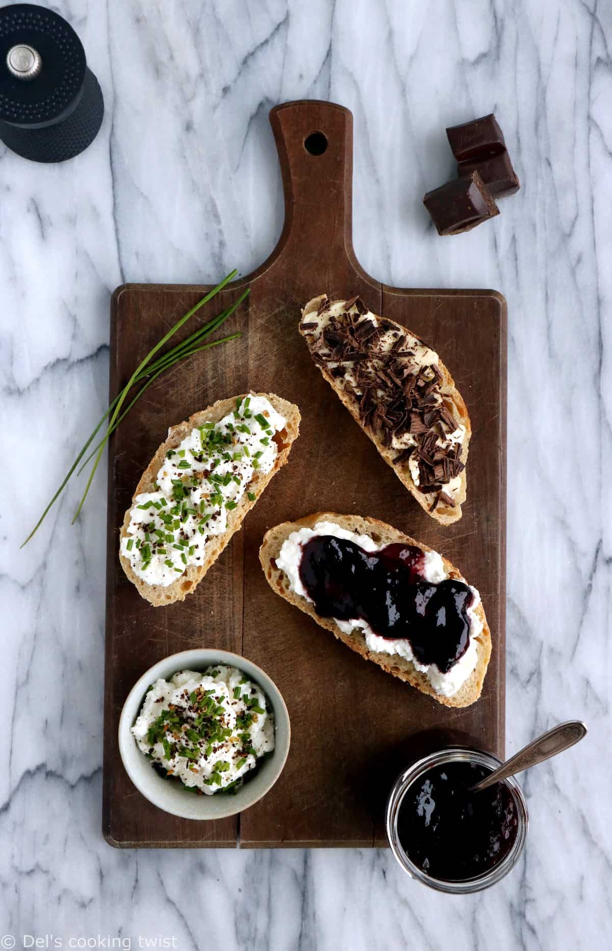 Goûter maison. Les 3 tartines de ma grand-mère. Retour aux basiques, avec ces 3 tartines de ma grand-mère, à la fois rustiques et gourmandes, qui ont bercé les goûters de mon enfance.