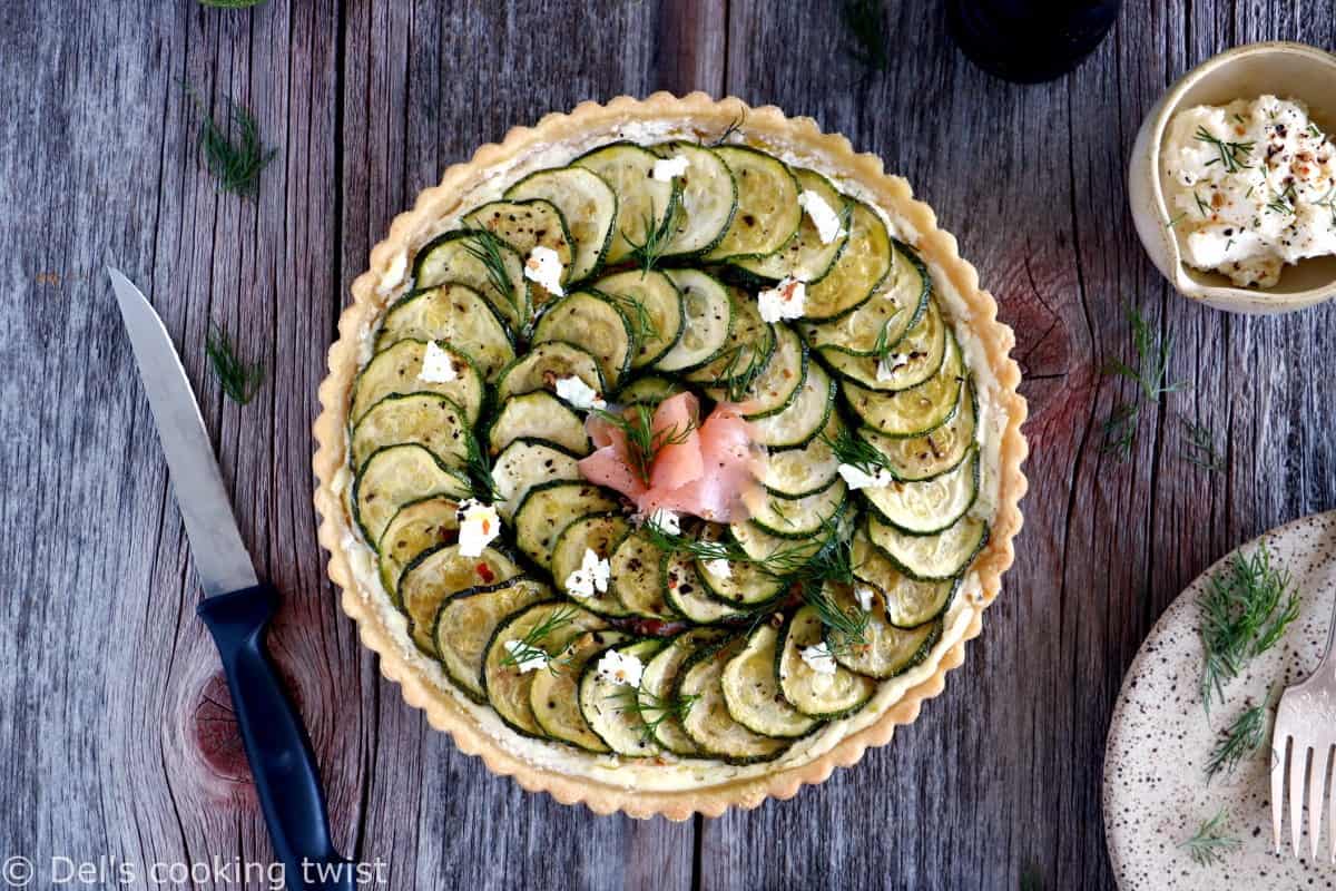 Une délicieuse tarte à la ricotta au saumon et aux courgettes aux saveurs fraîches et estivales. À savourer tiède ou froide, en entrée ou en plat principal.