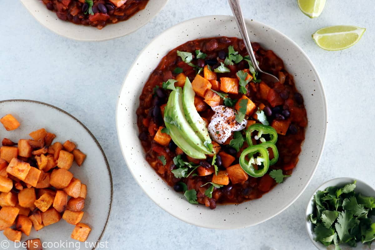 This healthy vegan sweet potato chili with black beans is incredibly easy to prepare and packed with some delicious warm, hearty flavors. It makes a wholesome vegan meal for those chilly days ahead.