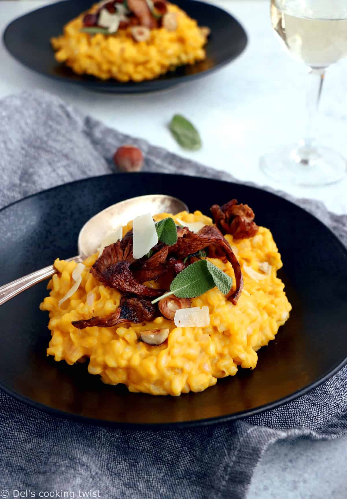Butternut squash risotto is easy to prepare and packed with warm, hearty and cozy fall flavors. Serve it as is with sage for an everyday meal or top it with sautéed chanterelles mushrooms, toasted hazelnuts, and you get a fancy dish for Thanksgiving or any special occasion.