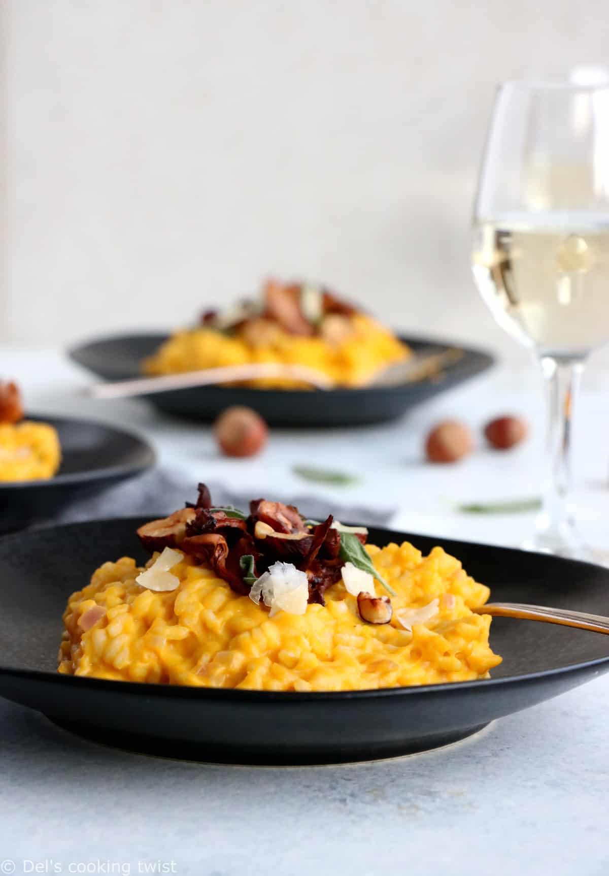 Butternut squash risotto is easy to prepare and packed with warm, hearty and cozy fall flavors. Serve it as is with sage for an everyday meal or top it with sautéed chanterelles mushrooms, toasted hazelnuts, and you get a fancy dish for Thanksgiving or any special occasion.