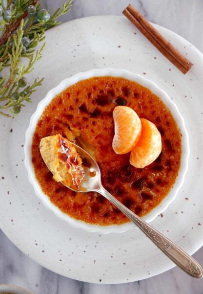 Try my easy pumpkin crème brûlée, so delicious you'll want to eat it year-round. It has a smooth and creamy pumpkin custard filling, warm spices and the characteristic caramelized sugar topping.