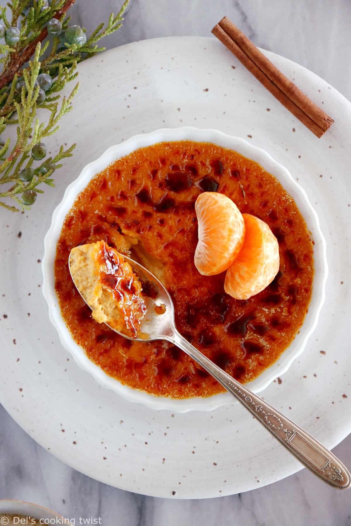 Try my easy pumpkin crème brûlée, so delicious you'll want to eat it year-round. It has a smooth and creamy pumpkin custard filling, warm spices and the characteristic caramelized sugar topping.