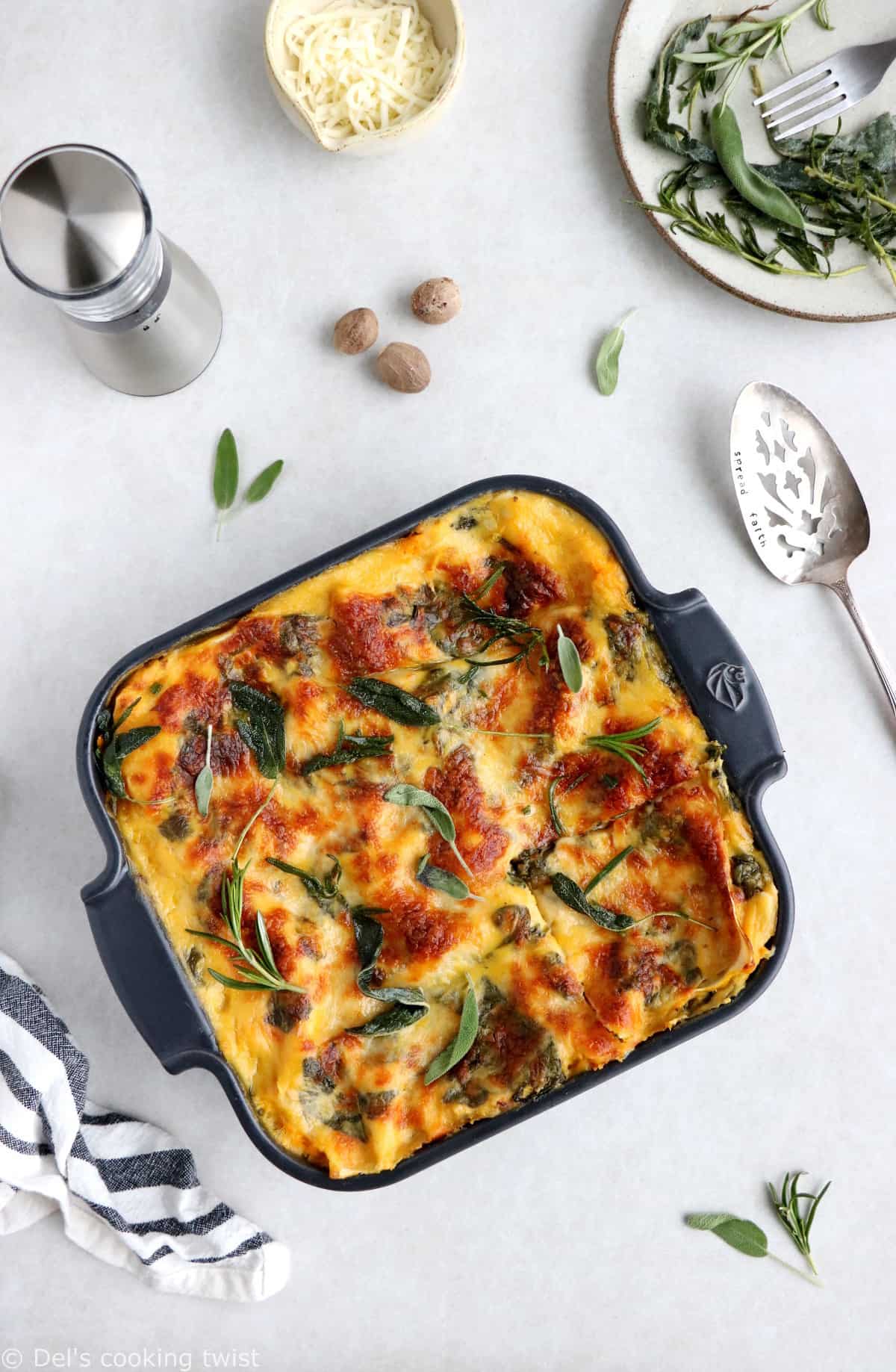 Ces lasagnes végétariennes à la courge butternut constituent un plat familial tout doux et savoureux.