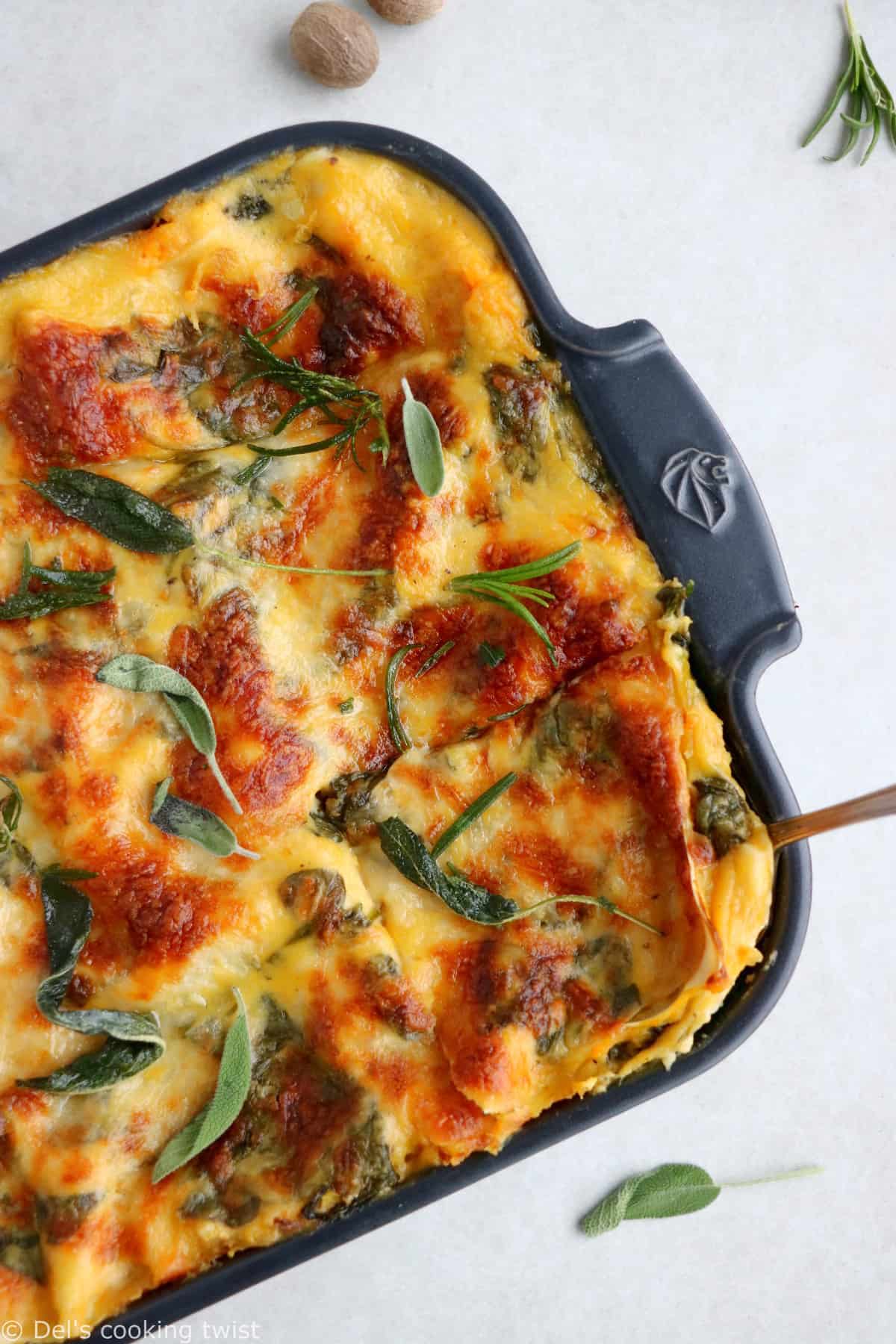 Ces lasagnes végétariennes à la courge butternut constituent un plat familial tout doux et savoureux.