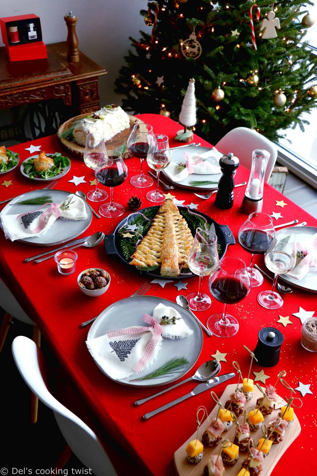 Découvrez ma table de Noël avec Peugeot Saveurs avec des recettes gourmandes et festives, ainsi que de jolies idées de cadeaux.