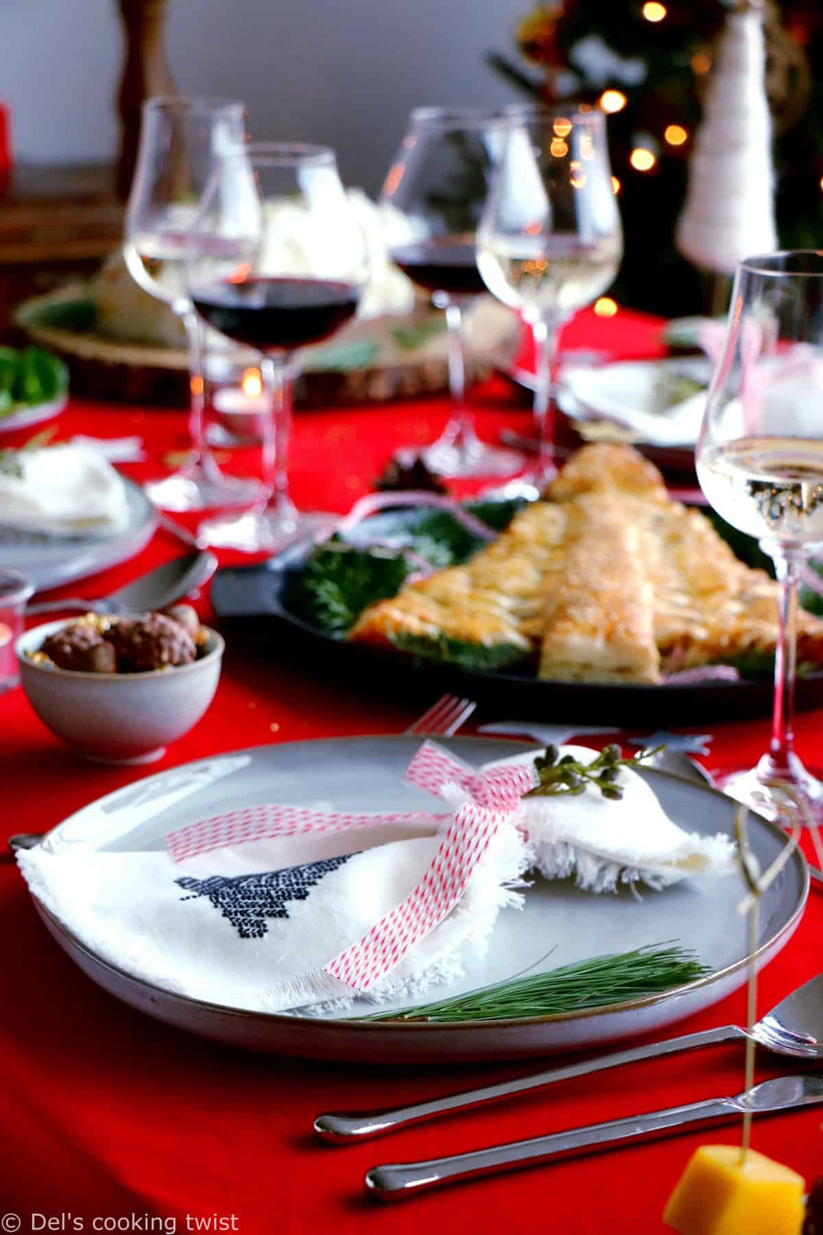 Découvrez ma table de Noël avec Peugeot Saveurs avec des recettes gourmandes et festives, ainsi que de jolies idées de cadeaux.