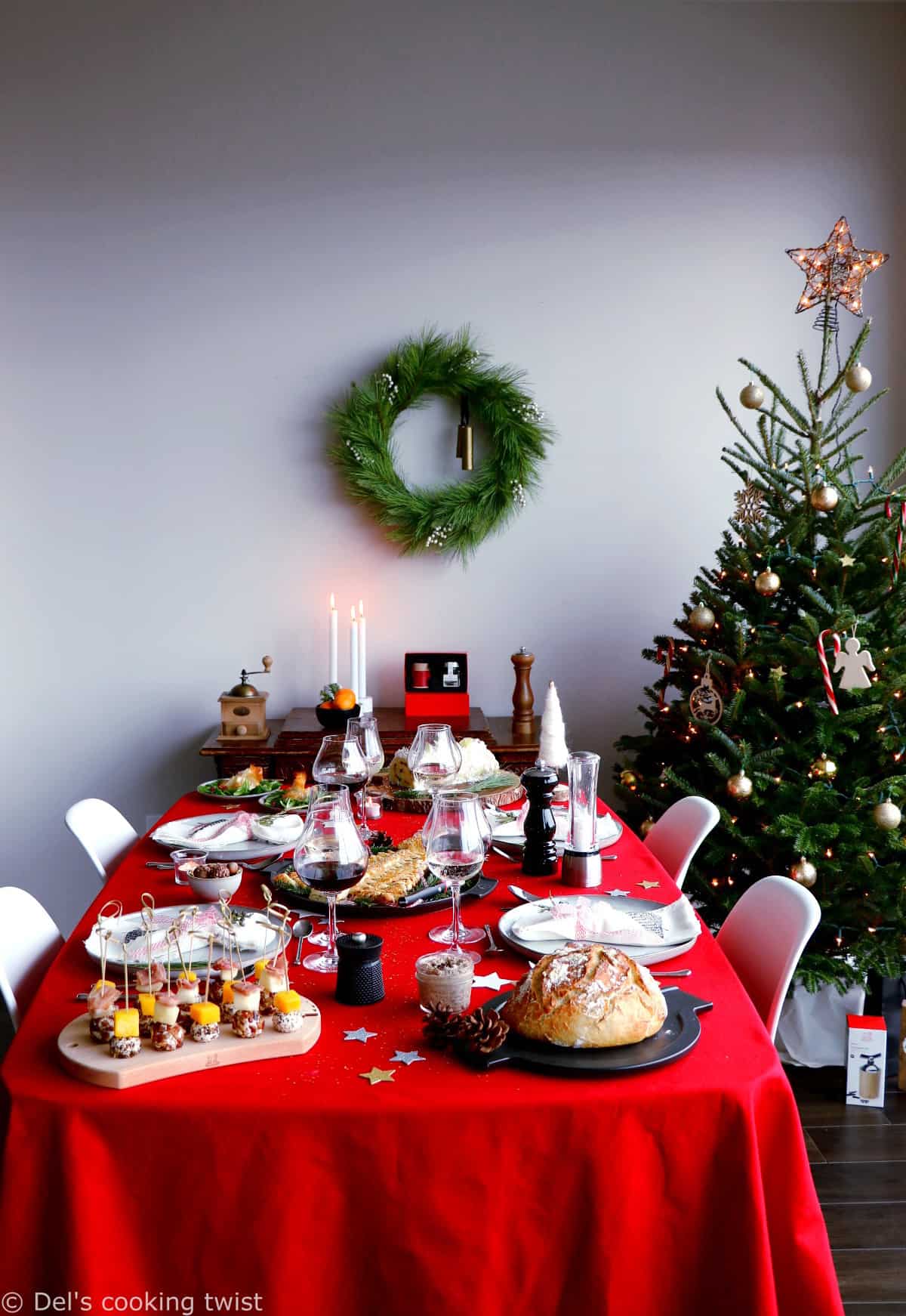 Découvrez ma table de Noël avec Peugeot Saveurs avec des recettes gourmandes et festives, ainsi que de jolies idées de cadeaux.