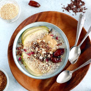 Healthy Nut Butter Flaxseed Oatmeal Bowl is a satisfying 5-minute healthy breakfast. Wholesome and nourishing, it's packed with nutritious ingredients and perfectly delicious.