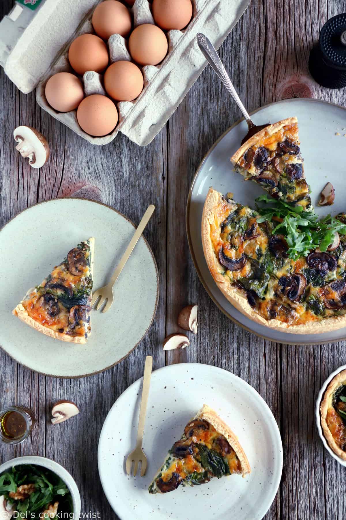 Spinach and mushroom quiche is the ideal family-friendly recipe for busy days or to enjoy in the weekend for a cozy brunch.