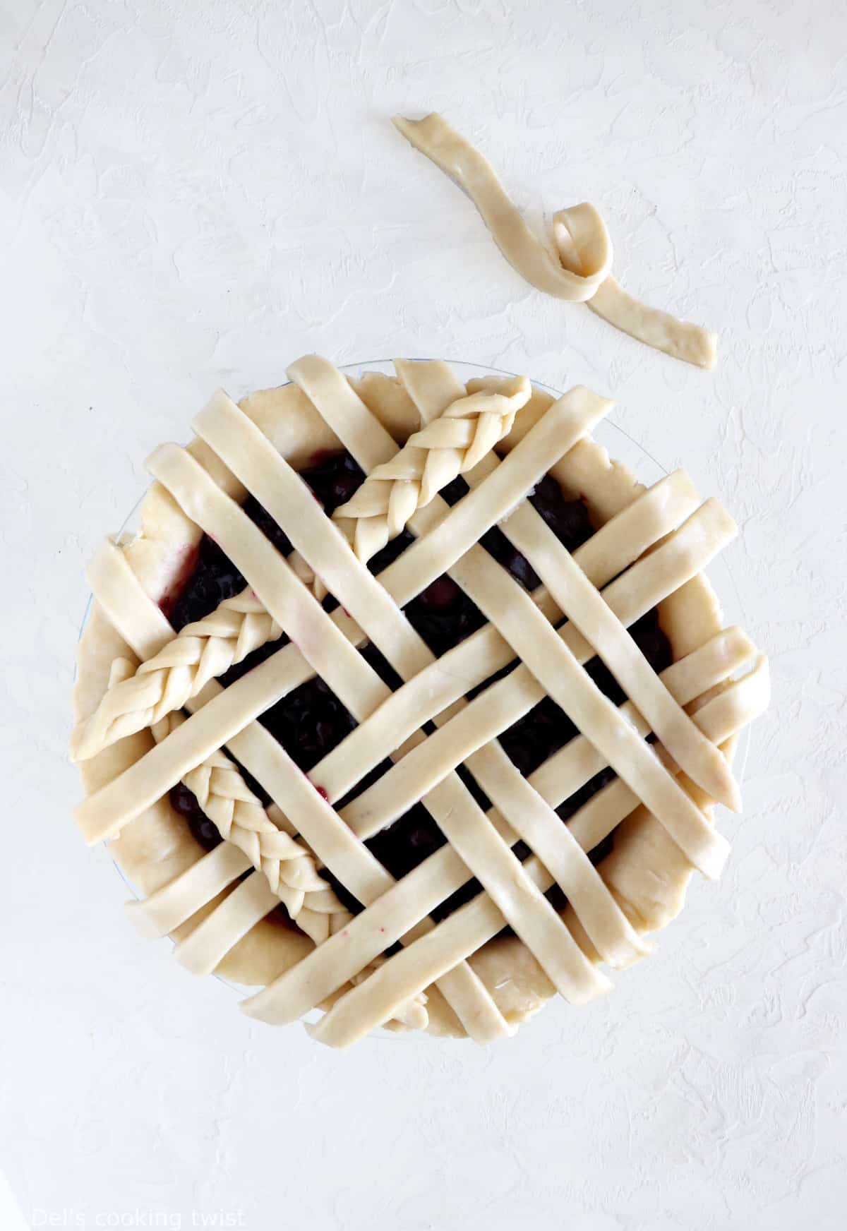 How to lattice pie crust step 1