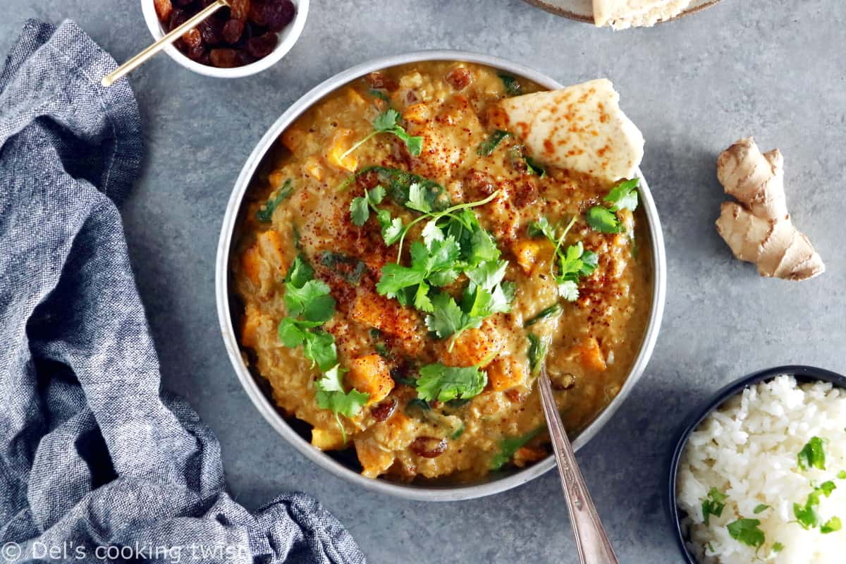 This Vegan Indian Mango Butternut Squash Curry features a creamy mango curry sauce, diced butternut squash, all wrapped in some delicious warm spices.