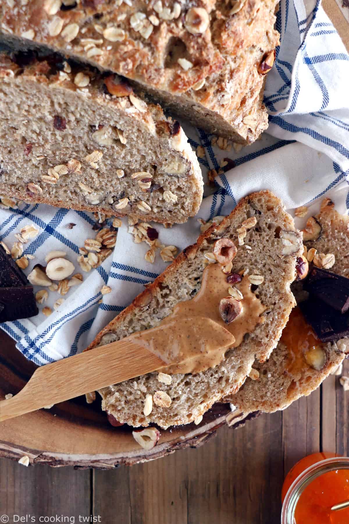 This no-knead hazelnut oat breakfast bread is a variation of the no-knead bread. With absolutely no effort, you get a perfect artisan bread every time you make it.