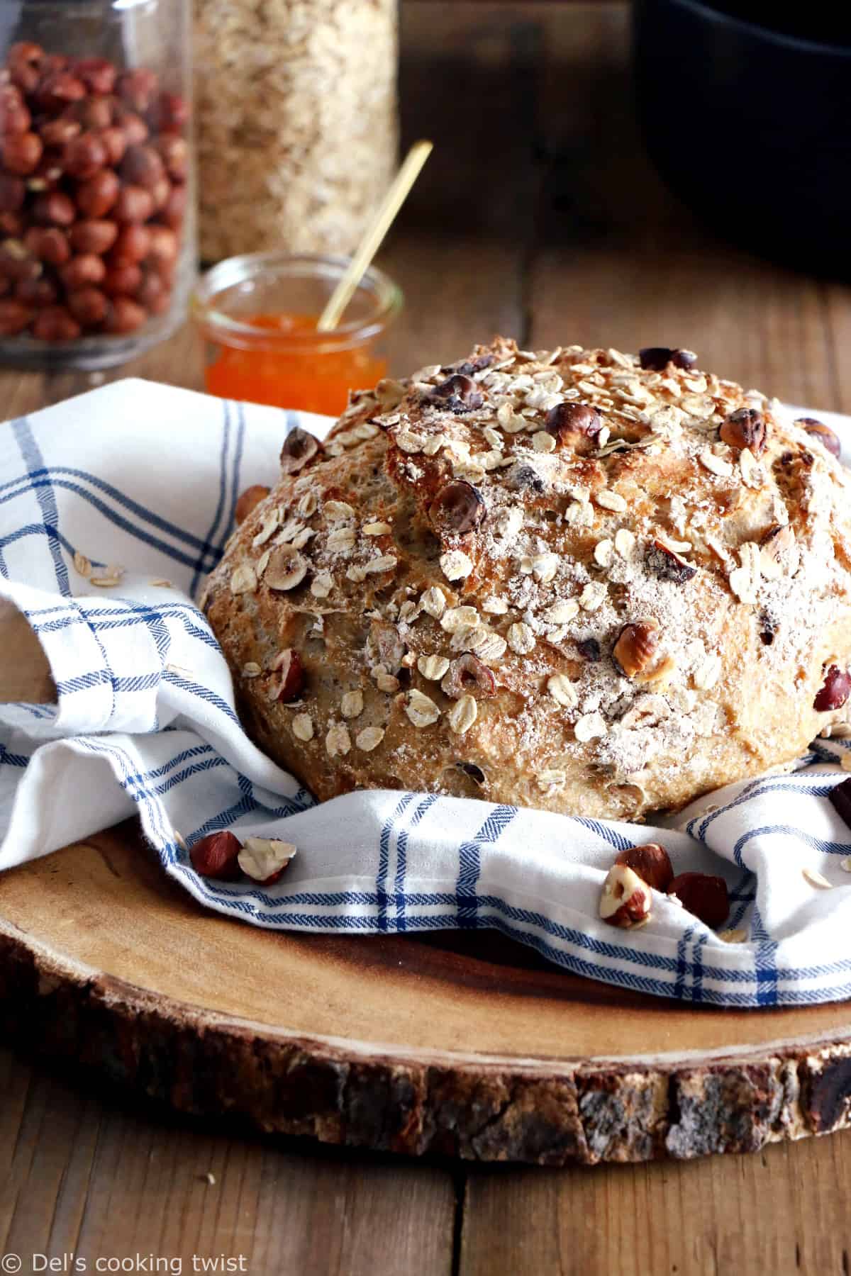 This no-knead hazelnut oat breakfast bread is a variation of the no-knead bread. With absolutely no effort, you get a perfect artisan bread every time you make it.