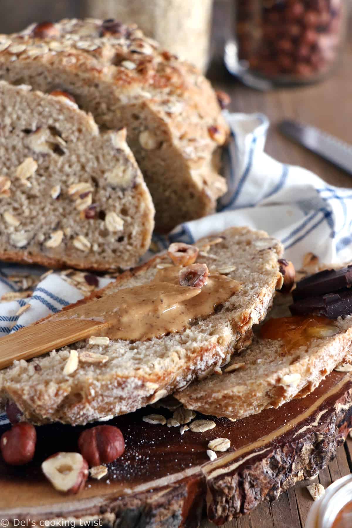 This no-knead hazelnut oat breakfast bread is a variation of the no-knead bread. With absolutely no effort, you get a perfect artisan bread every time you make it.