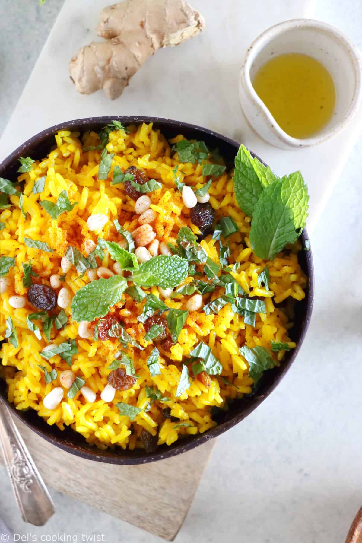 With its warm spices and substantial aromas, this easy ginger turmeric rice is a lovely side or base to grain bowls and salads.