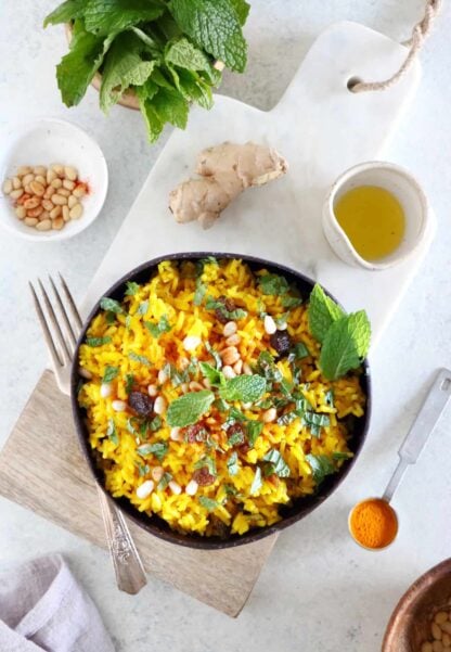 With its warm spices and substantial aromas, this easy ginger turmeric rice is a lovely side or base to grain bowls and salads.