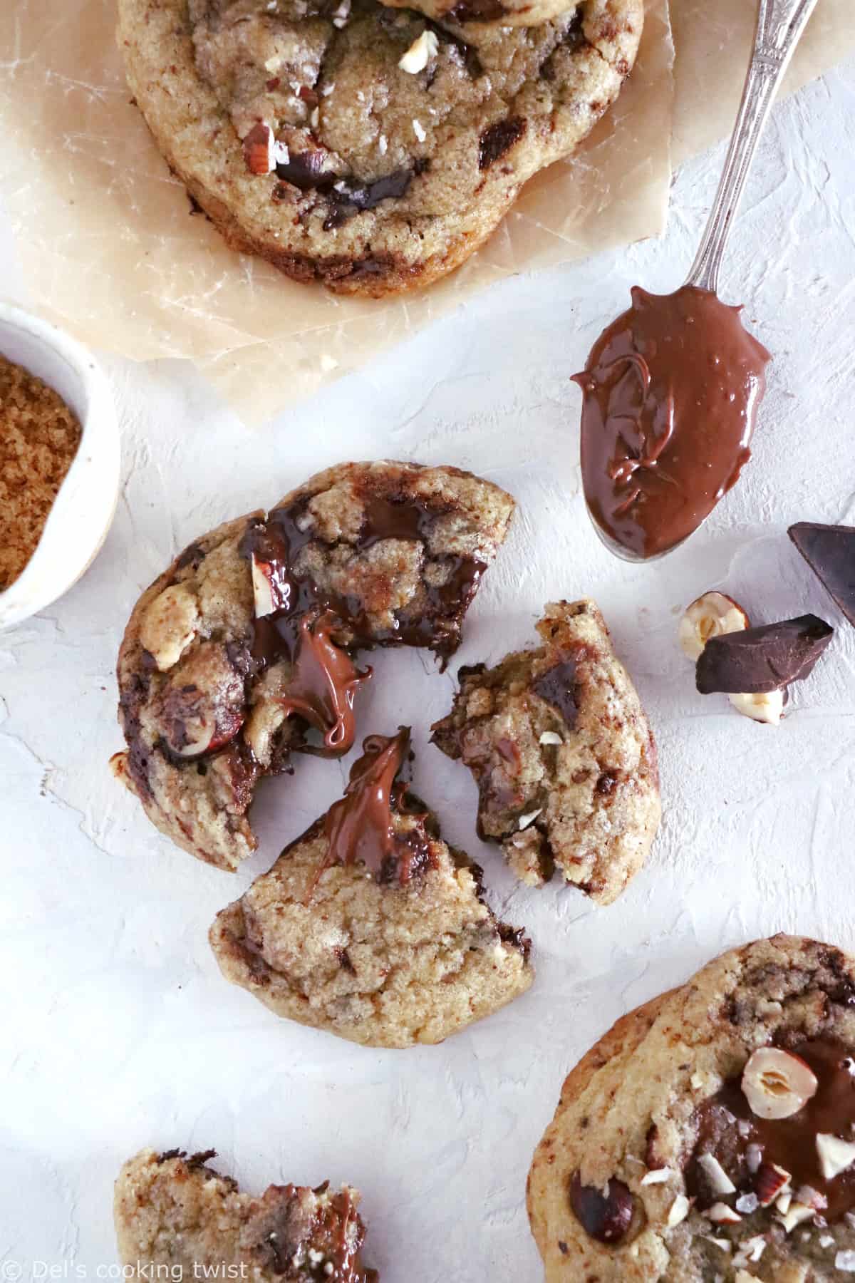 These hazelnut chocolate lava cookies are thick and soft in texture, and bursting with a molten core of chocolate.