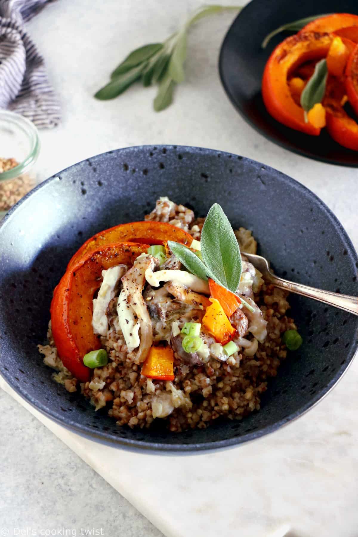 Pour changer du risotto, découvrez ce risotto de sarrasin aux champignons et potimarron. Un plat original à la fois élégant et réconfortant.