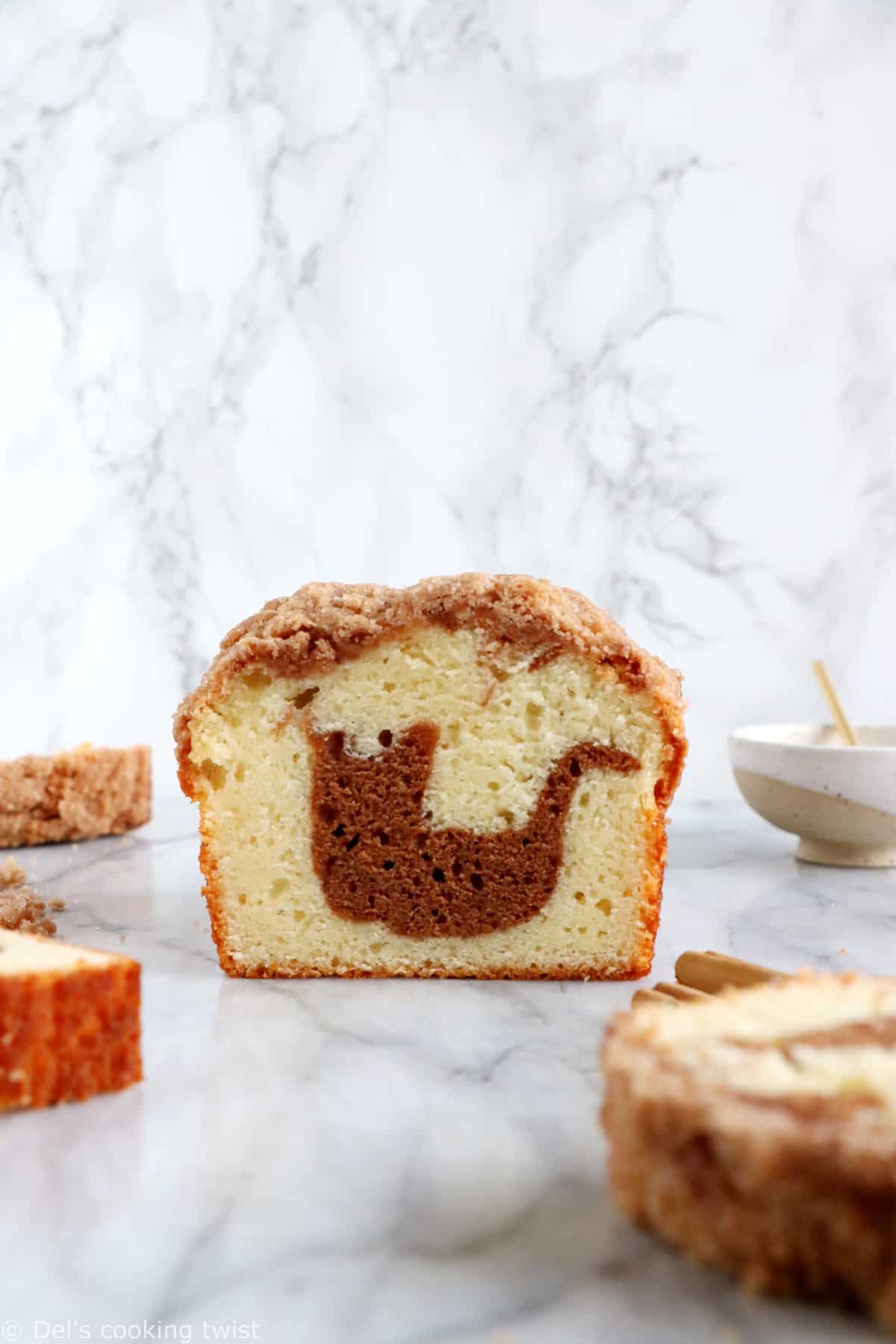 This streusel cinnamon swirl coffee cake is a simple recipe packed with cinnamon flavors.