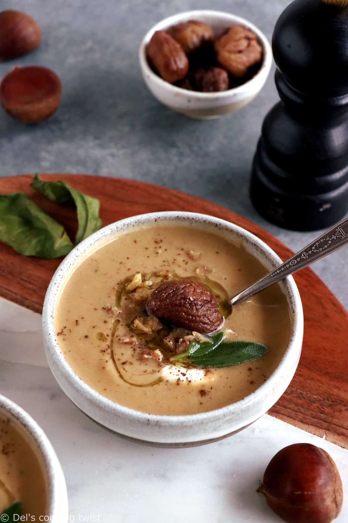 With its earthy flavors and strong herbal aroma, this chestnut soup with sage makes the most delicious starter to a subtle meal.