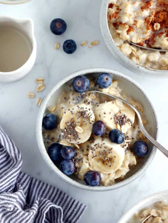 Mango smoothie bowl - Del's cooking twist