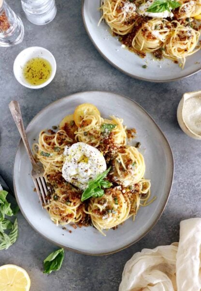 These lemon butter pasta with burrata cheese are packed with delicious garlicky and lemony flavors.