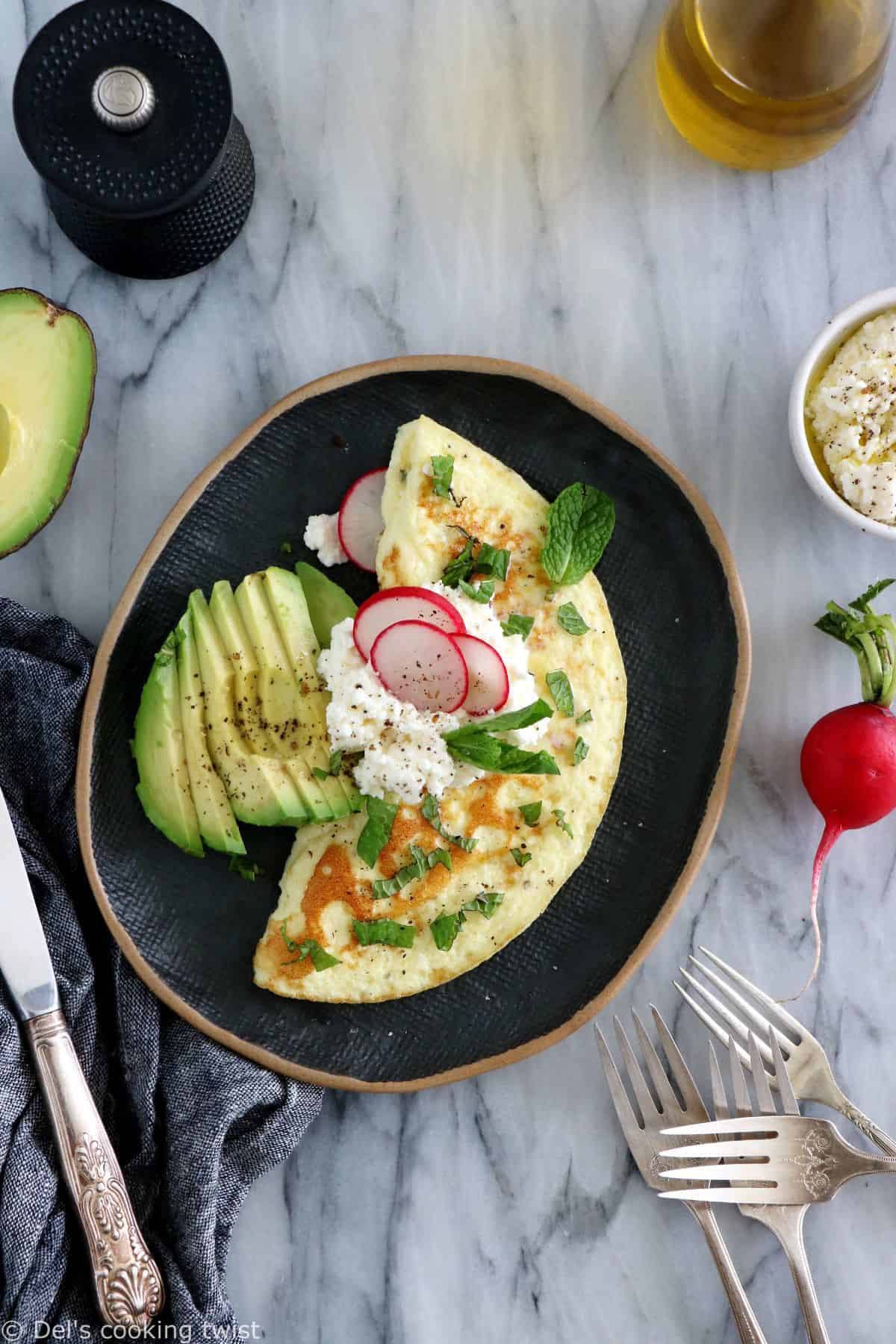 This simple mint ricotta omelet is light, fluffy, and subtly flavored with fresh mint leaves. It doesn't get any more complicated than that.