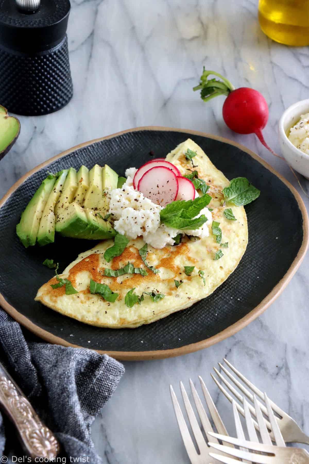 This simple mint ricotta omelet is light, fluffy, and subtly flavored with fresh mint leaves. It doesn't get any more complicated than that.