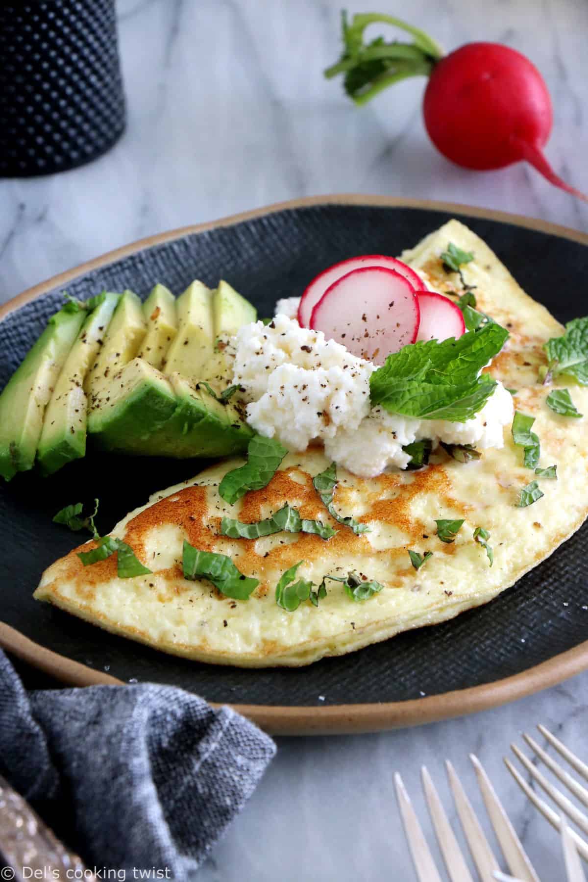 This simple mint ricotta omelet is light, fluffy, and subtly flavored with fresh mint leaves. It doesn't get any more complicated than that.