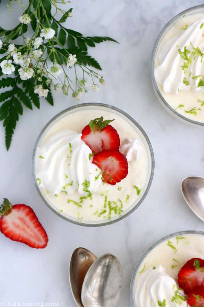 Avec seulement 3 ingrédients, cette mousse au chocolat blanc est absolument parfaite à tous égards.