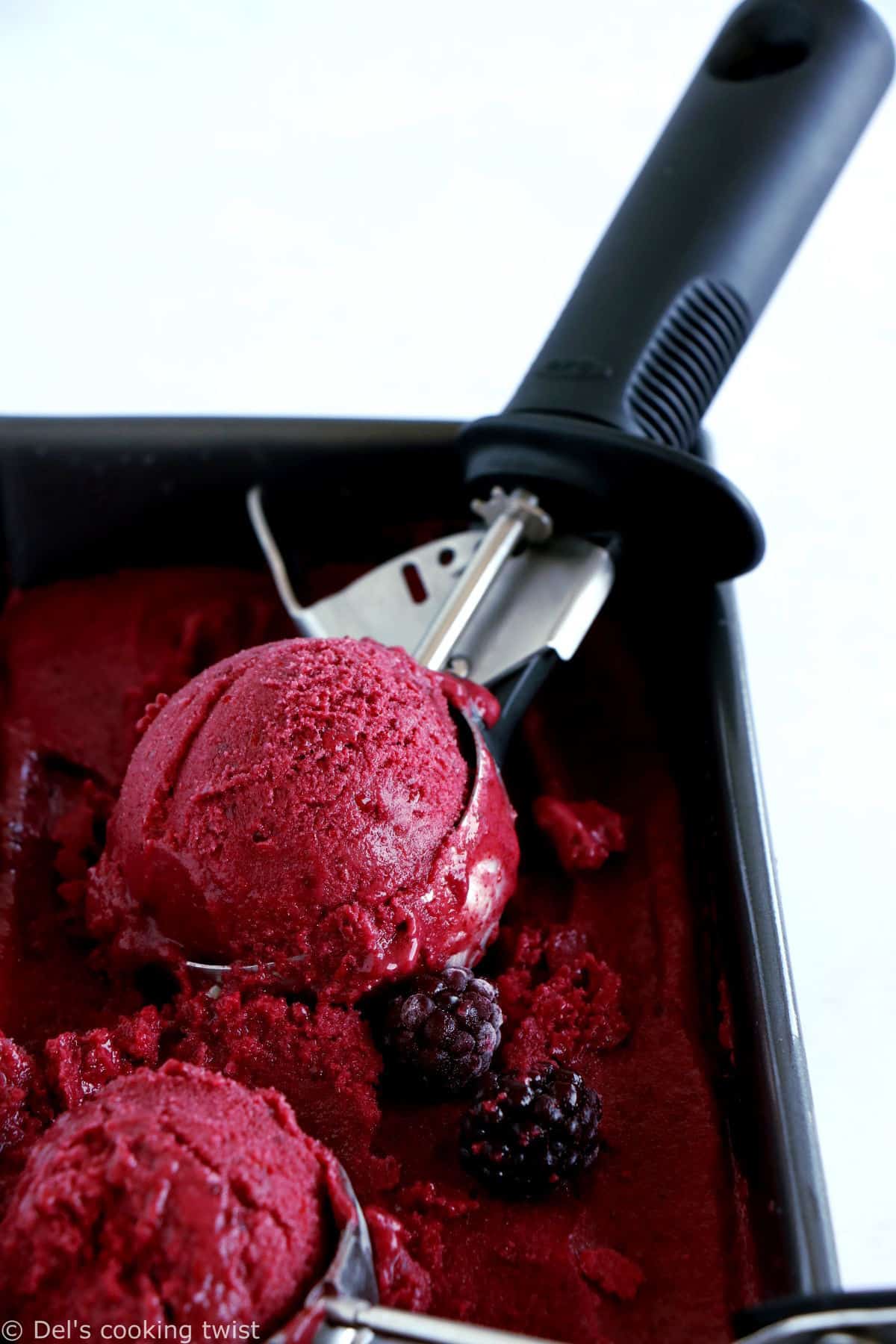 5-minute berry frozen yogurt is the ultimate treat to indulge on a hot summer day. It's quick, super healthy, and packed with protein.