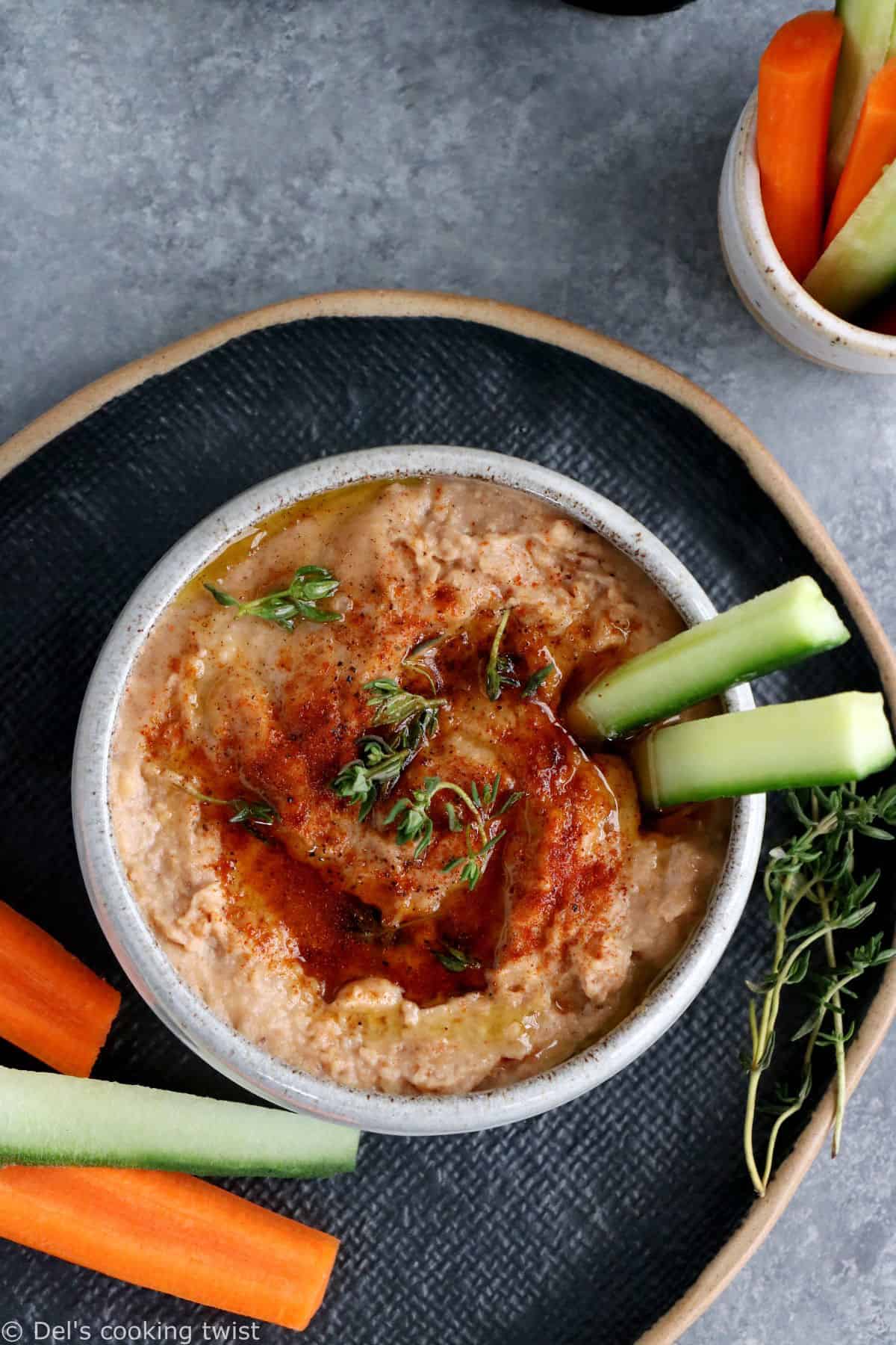 This smoky red lentil dip is quick, easy to prepare, with delicious smoky and spicy flavors.