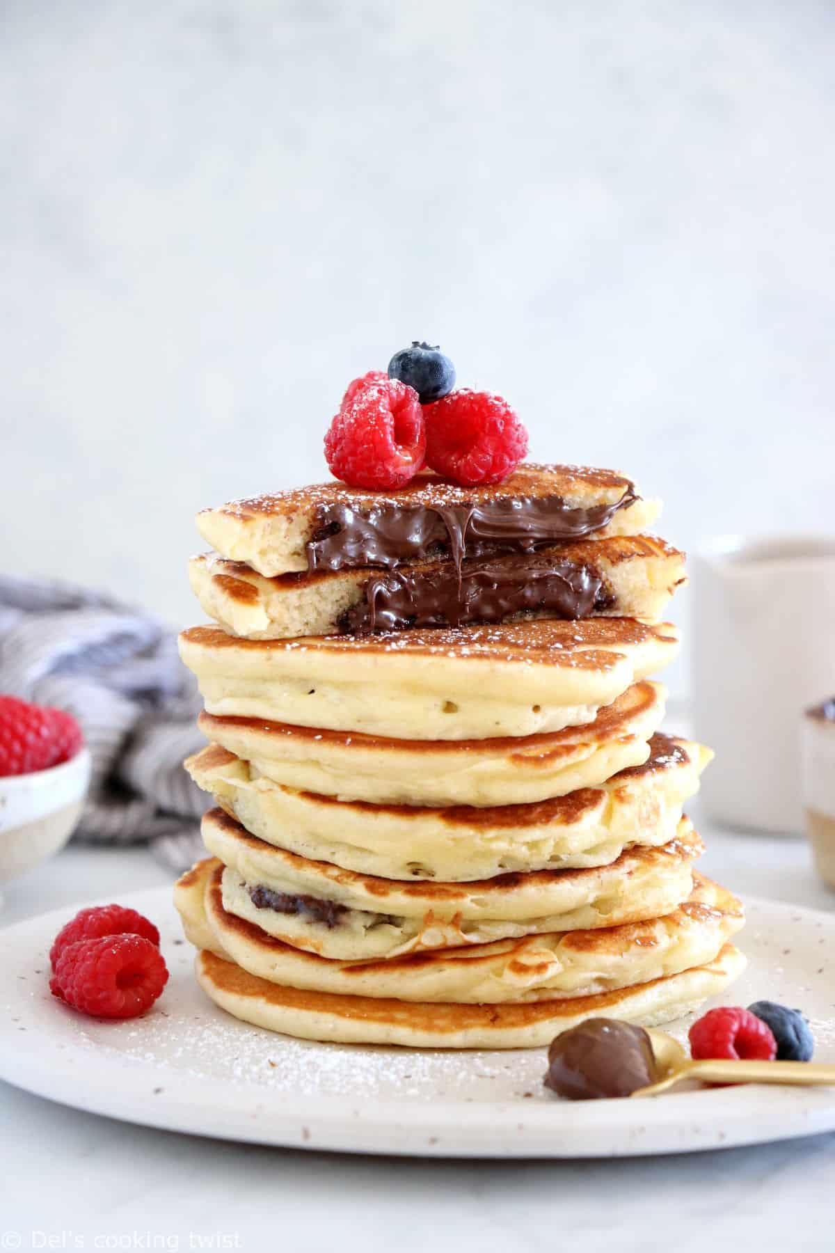 Perfect Chocolate Pancakes (with chocolate sauce) - Del's cooking