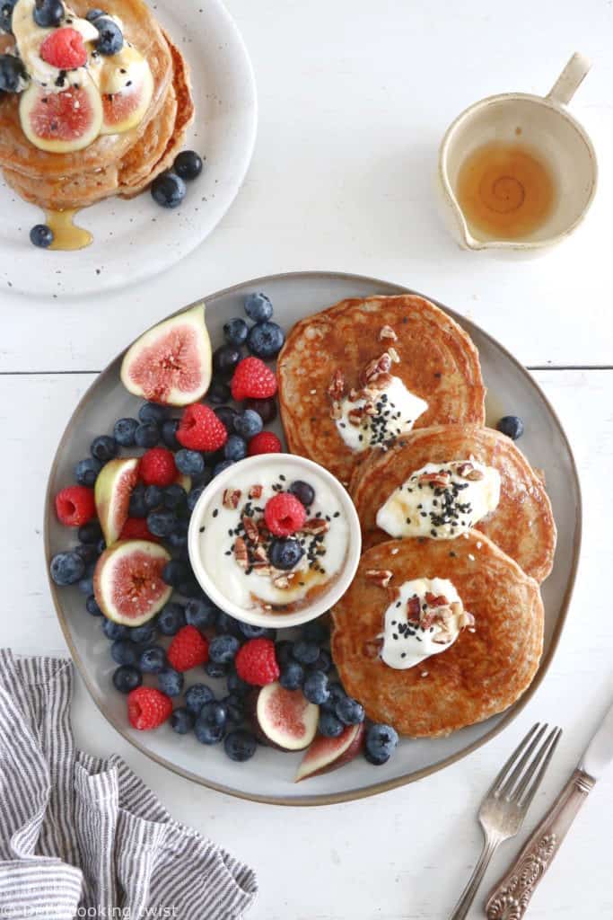 Faciles à réaliser, ces pancakes à la farine complète sont riches sur le plan nutritionnel, avec une texture moelleuse et légère comme on aime.