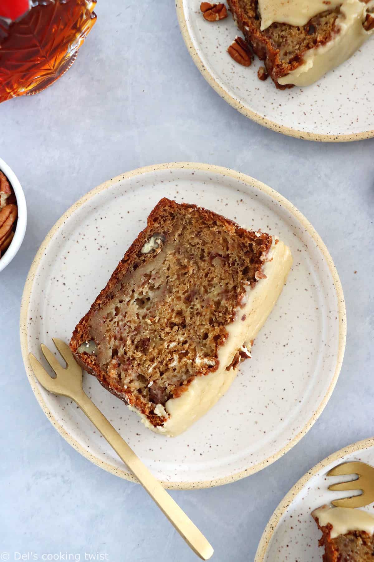 This amazing maple pecan banana bread features some crunchy pecans and a creamy maple icing with a hint of salt to cut the extra sweetness. 