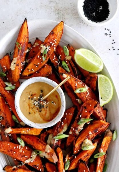 These miso roasted sweet potatoes are super crispy, spicy, sweet, and served with an incredible Japanese-inspired miso sauce, loaded with umami flavors.