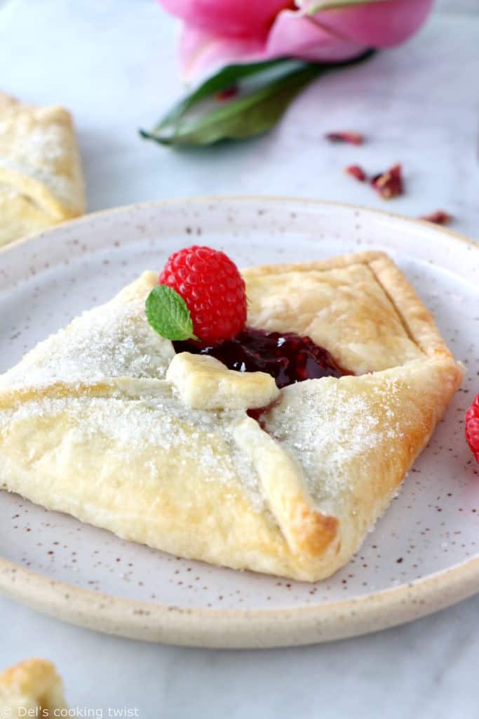 These adorable raspberry pie pastry envelopes are mini pies folded like an envelope, and filled with a delicious raspberry jam.