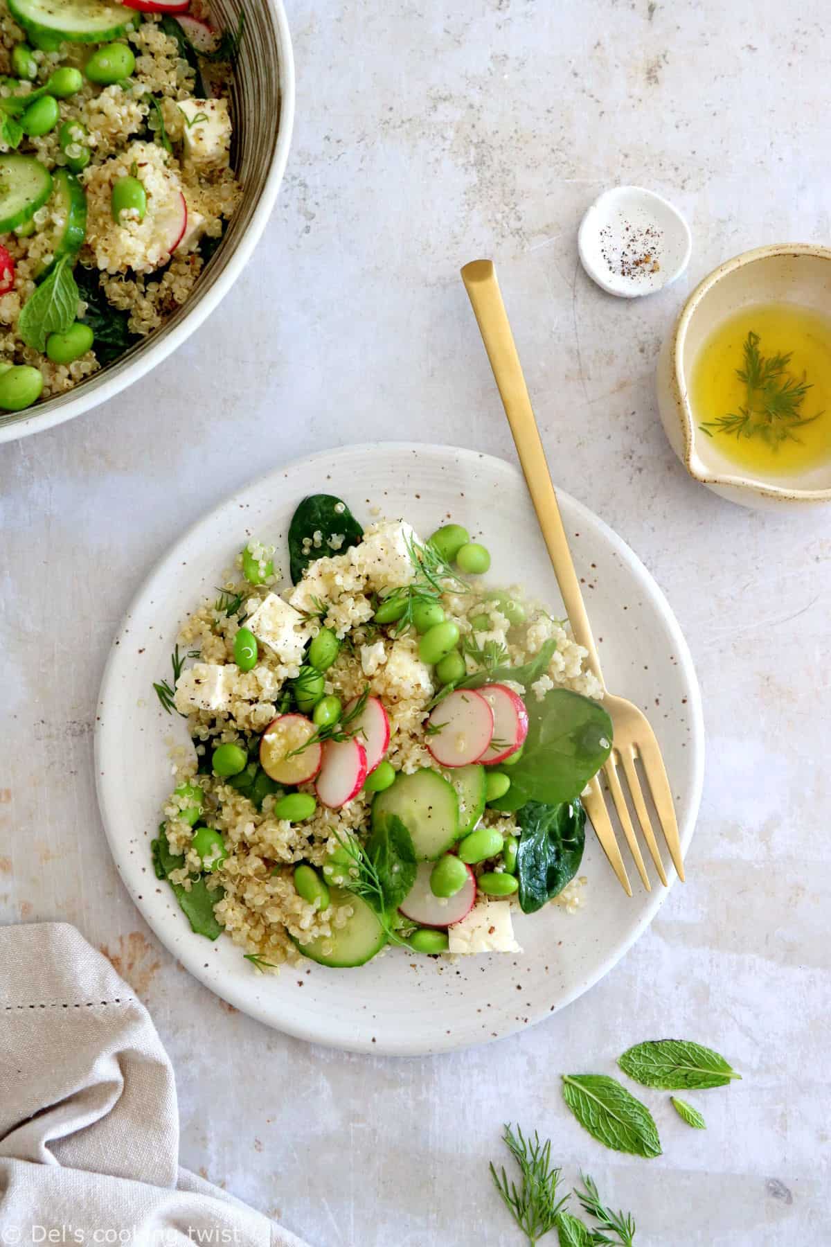 This easy cucumber feta quinoa salad with lemon dill dressing is refreshing, crisp and delicious