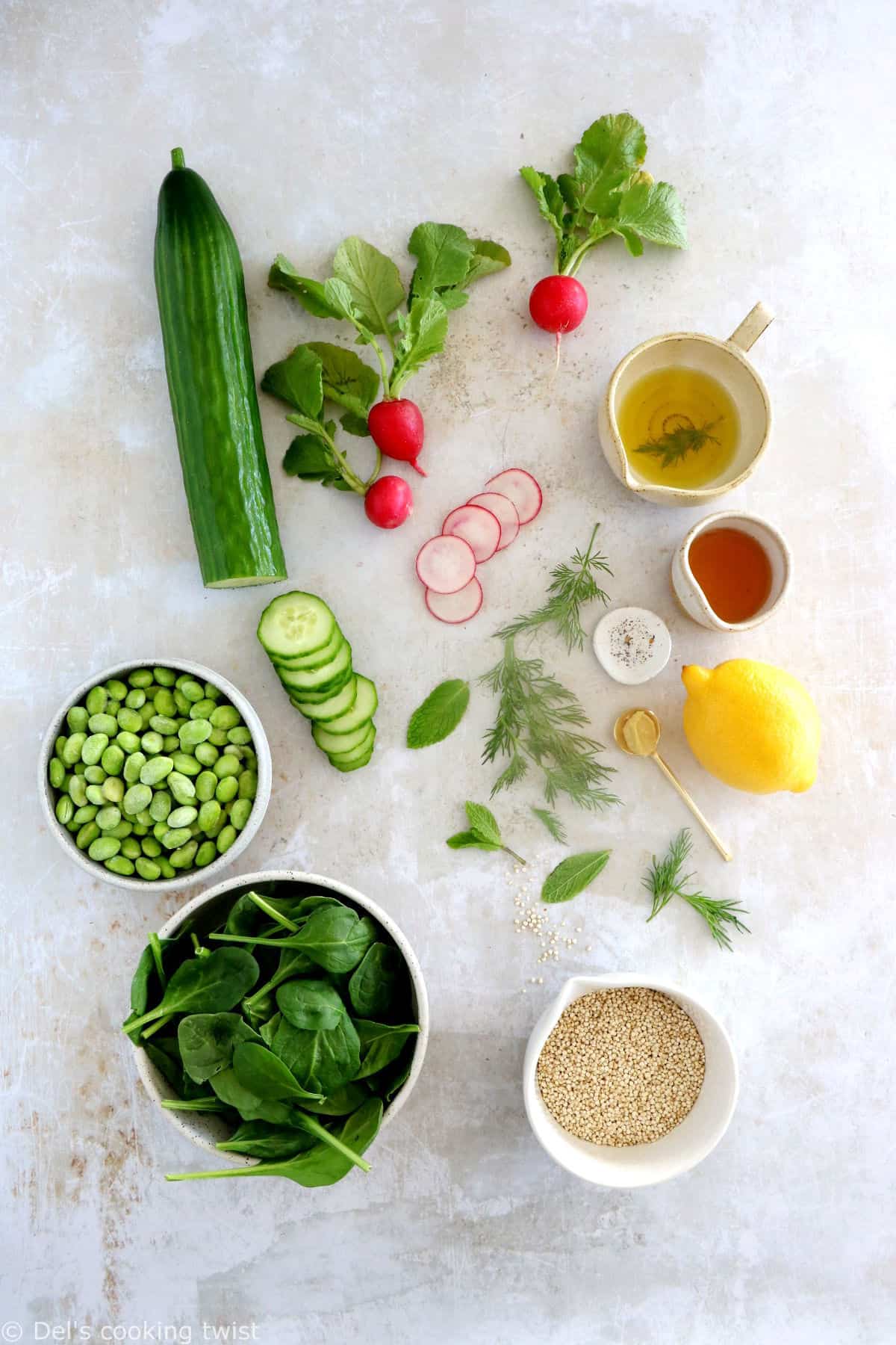 This easy cucumber feta quinoa salad with lemon dill dressing is refreshing, crisp and delicious