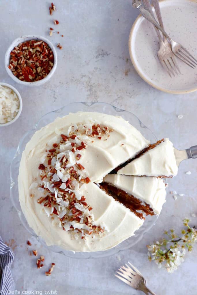 This carrot cake with pineapple and coconut is sweet and refreshing, flavored with delicious spices, with an ultra moist and tender texture.