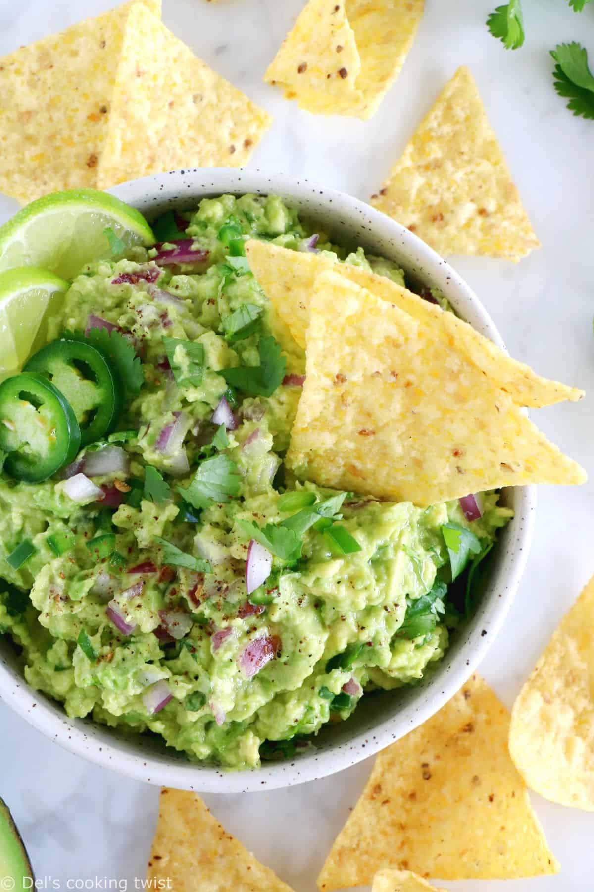 This is hands down the best guacamole recipe out there. Easy to make, with just 6 ingredients, this authentic guacamole is perfectly creamy, loaded with refreshing flavors, and always a hit at parties.