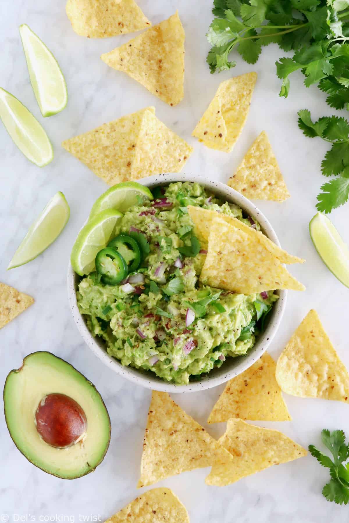 This is hands down the best guacamole recipe out there. Easy to make, with just 6 ingredients, this authentic guacamole is perfectly creamy, loaded with refreshing flavors, and always a hit at parties.