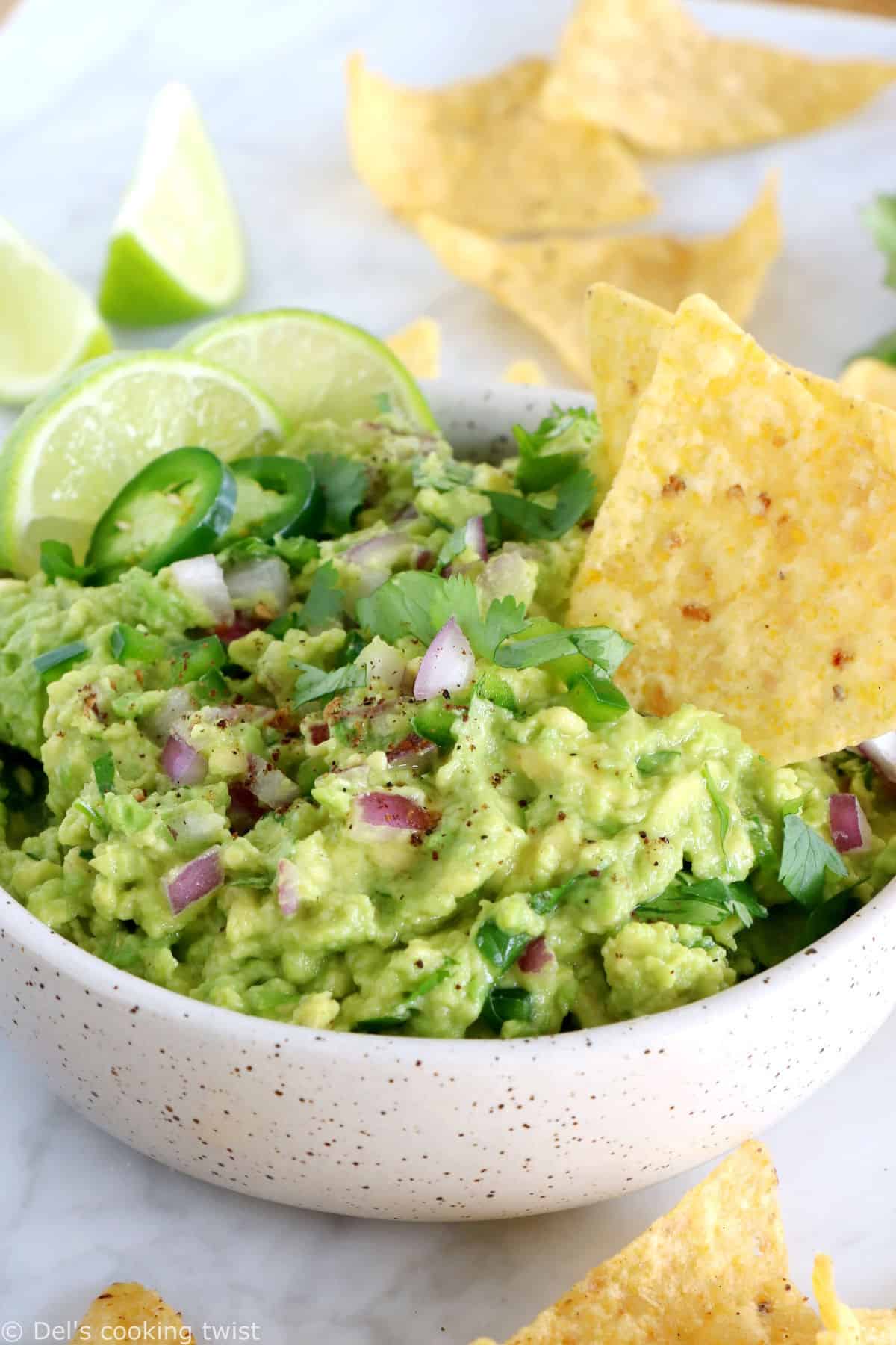 This is hands down the best guacamole recipe out there. Easy to make, with just 6 ingredients, this authentic guacamole is perfectly creamy, loaded with refreshing flavors, and always a hit at parties.