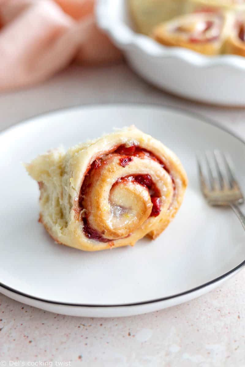 Perfect for weekend breakfast, these sweet strawberry rolls topped with a subtle lemon glaze are soft, pillowy, and beaming with strawberry flavor.