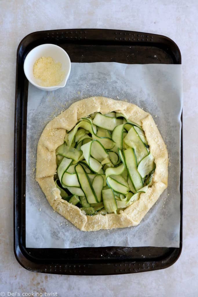 This beautiful zucchini galette is prepared with honey zucchini ribbons, toasted hazelnuts, and some burrata cheese bursting with refreshing flavors.